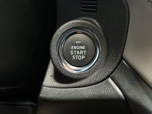 Used 2022 Subaru Outback Limited image 26