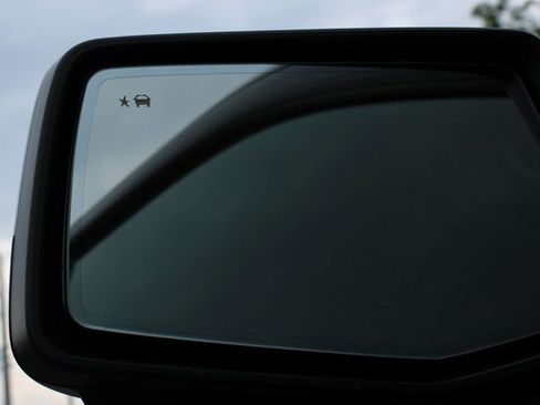 Used 2023 Chevrolet Silverado 1500 High Country w/ Max Trailering Package image 8