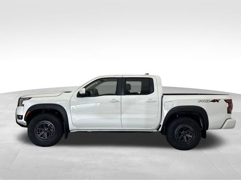 Used 2026 Nissan Frontier PRO-4X w/ Pro-4x Convenience Package AWD/4WD image 2