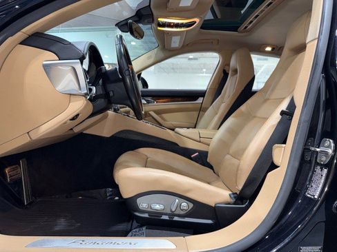Used 2015 Porsche Panamera image 10