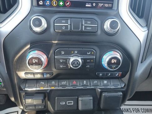 Used 2019 GMC Sierra 1500 SLT w/ SLT Premium Package AWD/4WD image 8