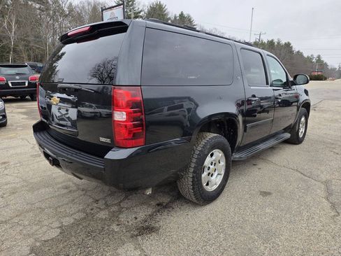 Used 2012 Chevrolet Suburban LT w/ Luxury Package AWD/4WD image 8
