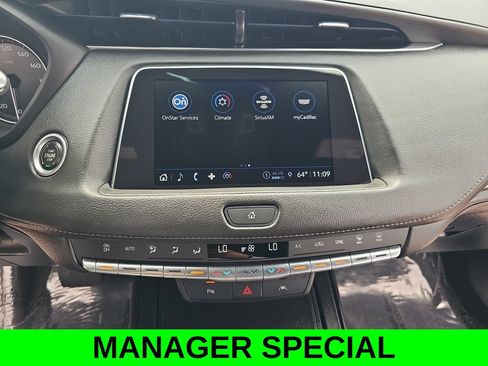 Used 2023 Cadillac XT4 Premium Luxury FWD image 20