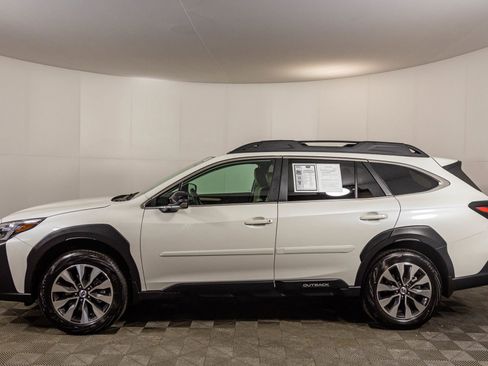 Used 2025 Subaru Outback Limited image 20