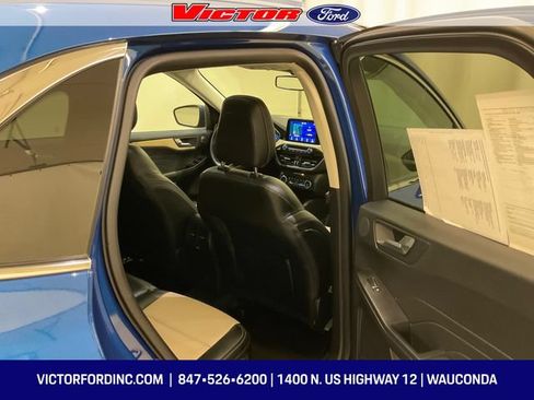 Used 2022 Ford Escape Titanium w/ Titanium Elite Package AWD/4WD image 15