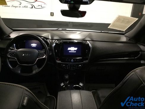 Used 2022 Chevrolet Traverse Premier w/ Redline Edition AWD/4WD image 27