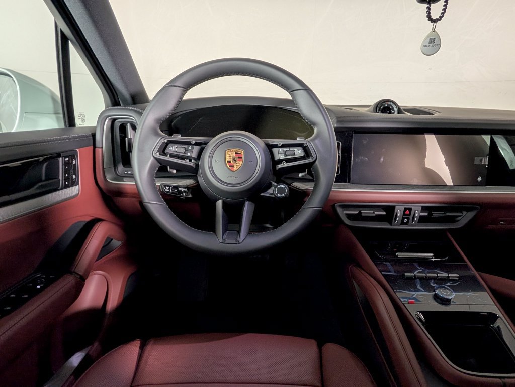 New 2026 Porsche Cayenne AWD/4WD image 21