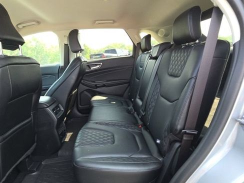 Used 2024 Ford Edge Titanium AWD/4WD image 20
