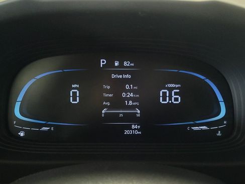 Used 2023 Hyundai Venue SEL FWD image 23