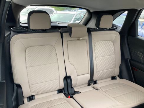 Certified 2022 Ford Escape SE w/ Convenience Package image 11