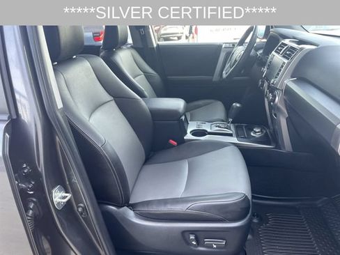 Certified 2022 Toyota 4Runner SR5 Premium w/ Moonroof Package AWD/4WD image 40