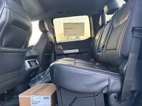 New 2026 Ford F250 Lariat w/ Black Appearance Package image 43