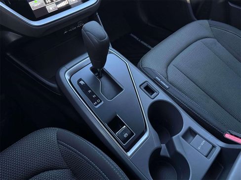 Used 2024 Subaru Crosstrek 2.0i Premium image 29