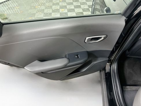 Used 2025 Kia K4 FWD image 25