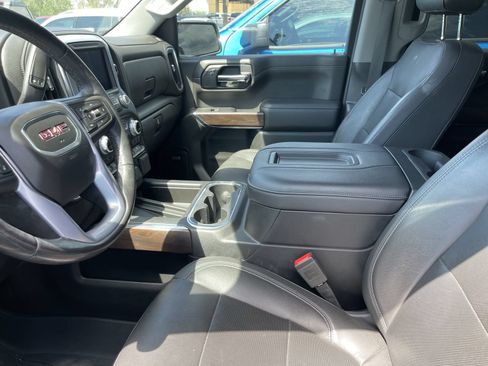 Used 2019 GMC Sierra 1500 SLT w/ SLT Premium Plus Package AWD/4WD image 9