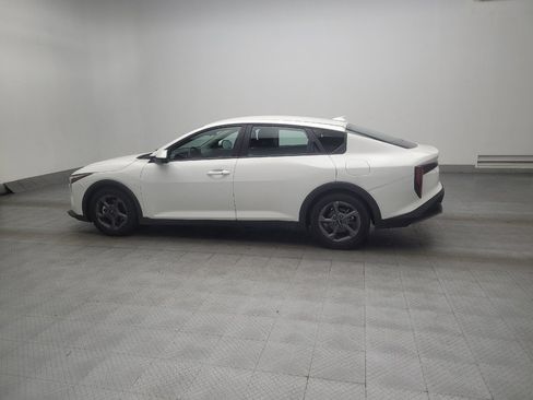 Used 2025 Kia K4 FWD image 3