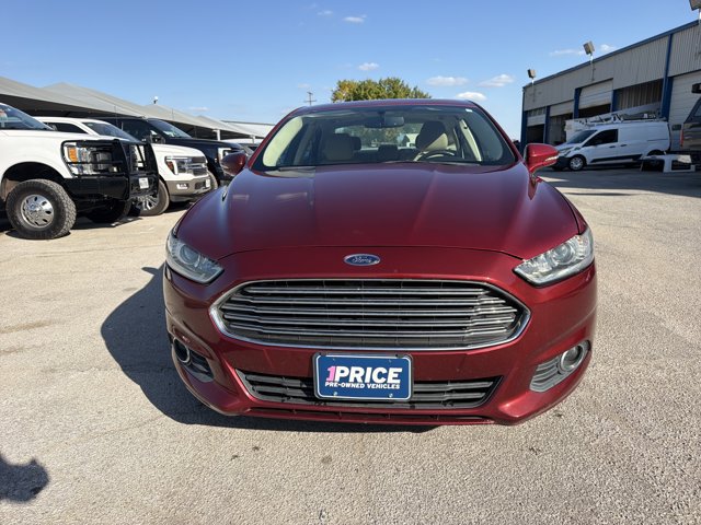 Used 2014 Ford Fusion SE w/ Equipment Group 202A FWD image 9