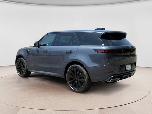 New 2026 Land Rover Range Rover Sport Dynamic SE AWD/4WD image 3