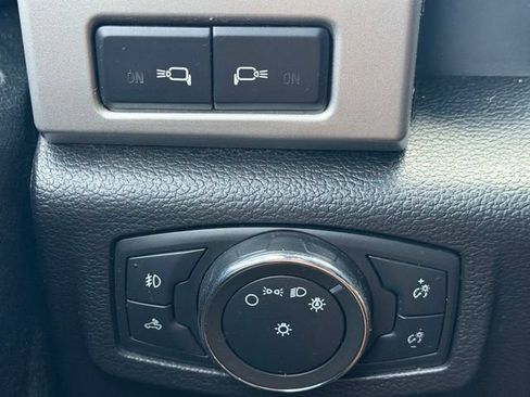 Used 2017 Ford F250 Lariat w/ Lariat Ultimate Package AWD/4WD image 9