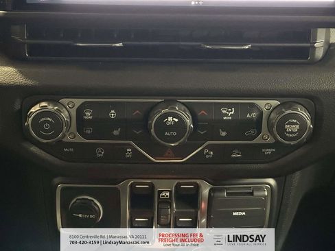 New 2026 Jeep Gladiator Sport image 25