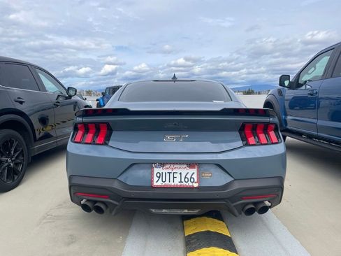 Used 2025 Ford Mustang GT RWD image 3
