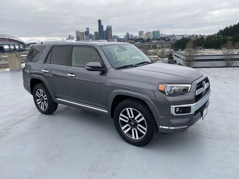 Used 2021 Toyota 4Runner Limited image 31
