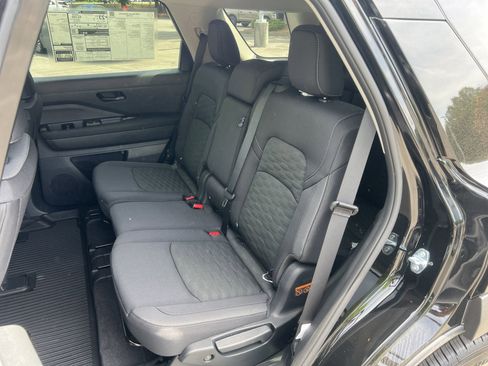 New 2026 Nissan Pathfinder SV FWD image 17