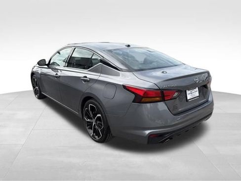 Used 2026 Nissan Altima 2.5 SR FWD image 11