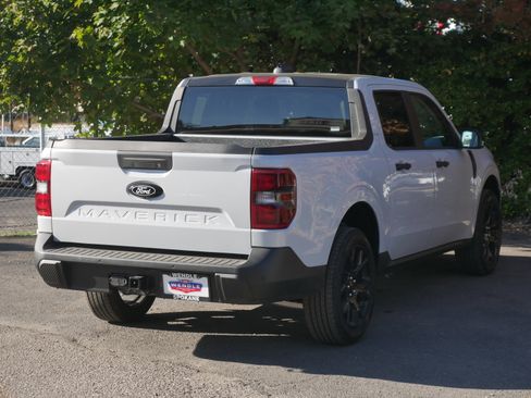 New 2025 Ford Maverick XLT w/ XLT Luxury Package image 23