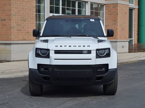 Used 2026 Land Rover Defender 110 S AWD/4WD image 4
