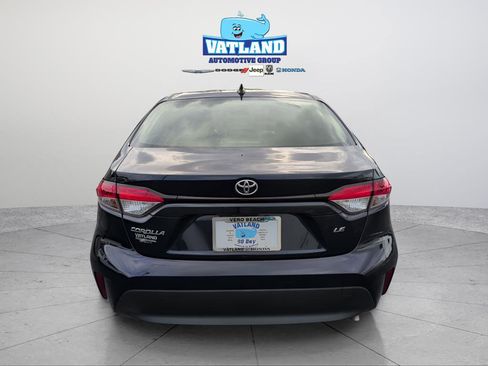 Used 2023 Toyota Corolla LE image 9