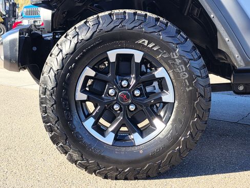 Certified 2025 Jeep Wrangler Unlimited Rubicon image 9