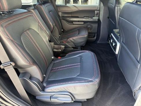 Used 2023 Ford Expedition Limited RWD image 19