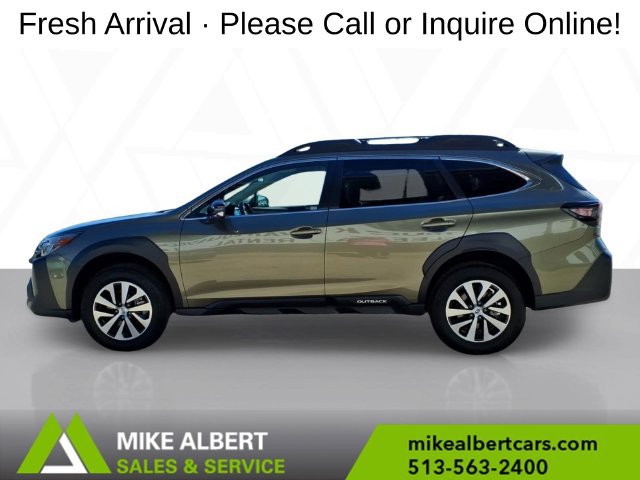 Used 2024 Subaru Outback Premium AWD/4WD image 4