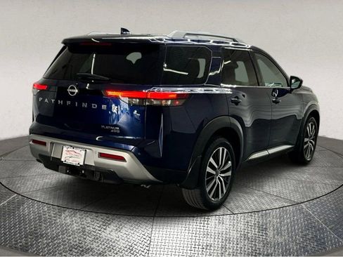 Used 2022 Nissan Pathfinder Platinum w/ Cargo Package image 8