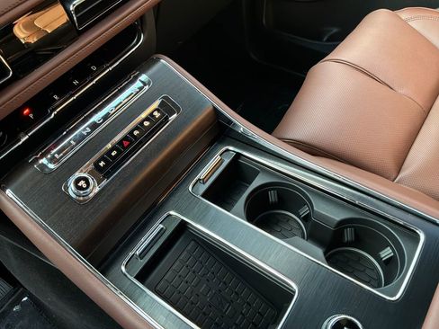 New 2026 Lincoln Aviator Reserve image 25