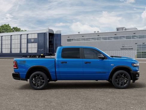 New 2026 RAM 1500 Laramie AWD/4WD image 21
