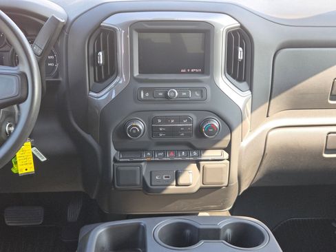 Used 2021 Chevrolet Silverado 1500 Custom Trail Boss w/ LPO, Dark Essentials Package AWD/4WD image 17