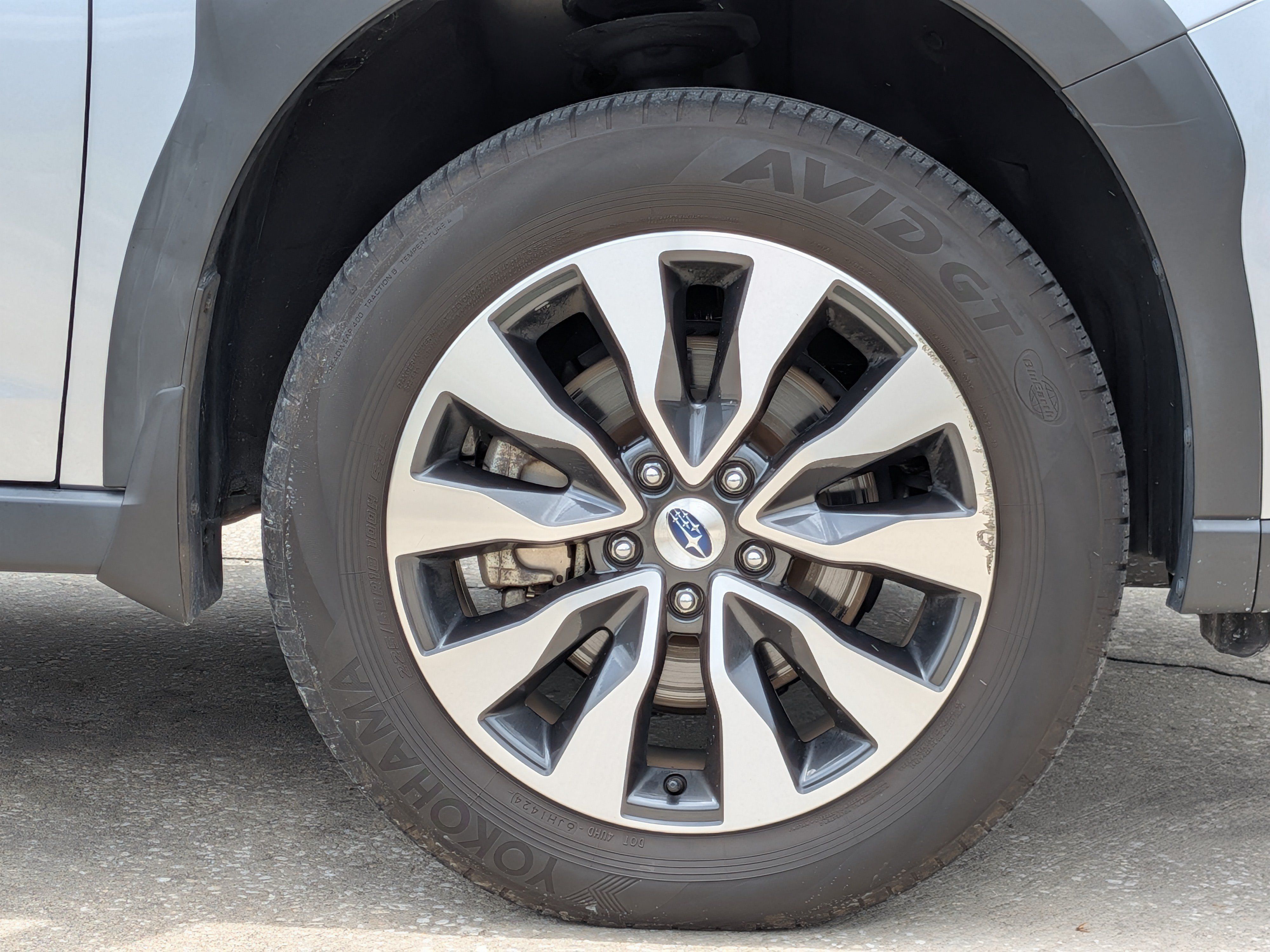 Certified 2025 Subaru Outback Limited AWD/4WD image 11
