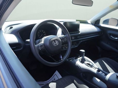 Used 2025 Honda HR-V LX image 14