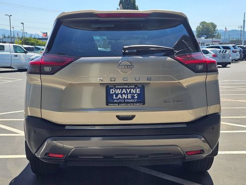 Used 2022 Nissan Rogue SL w/ SL Premium Package AWD/4WD image 4
