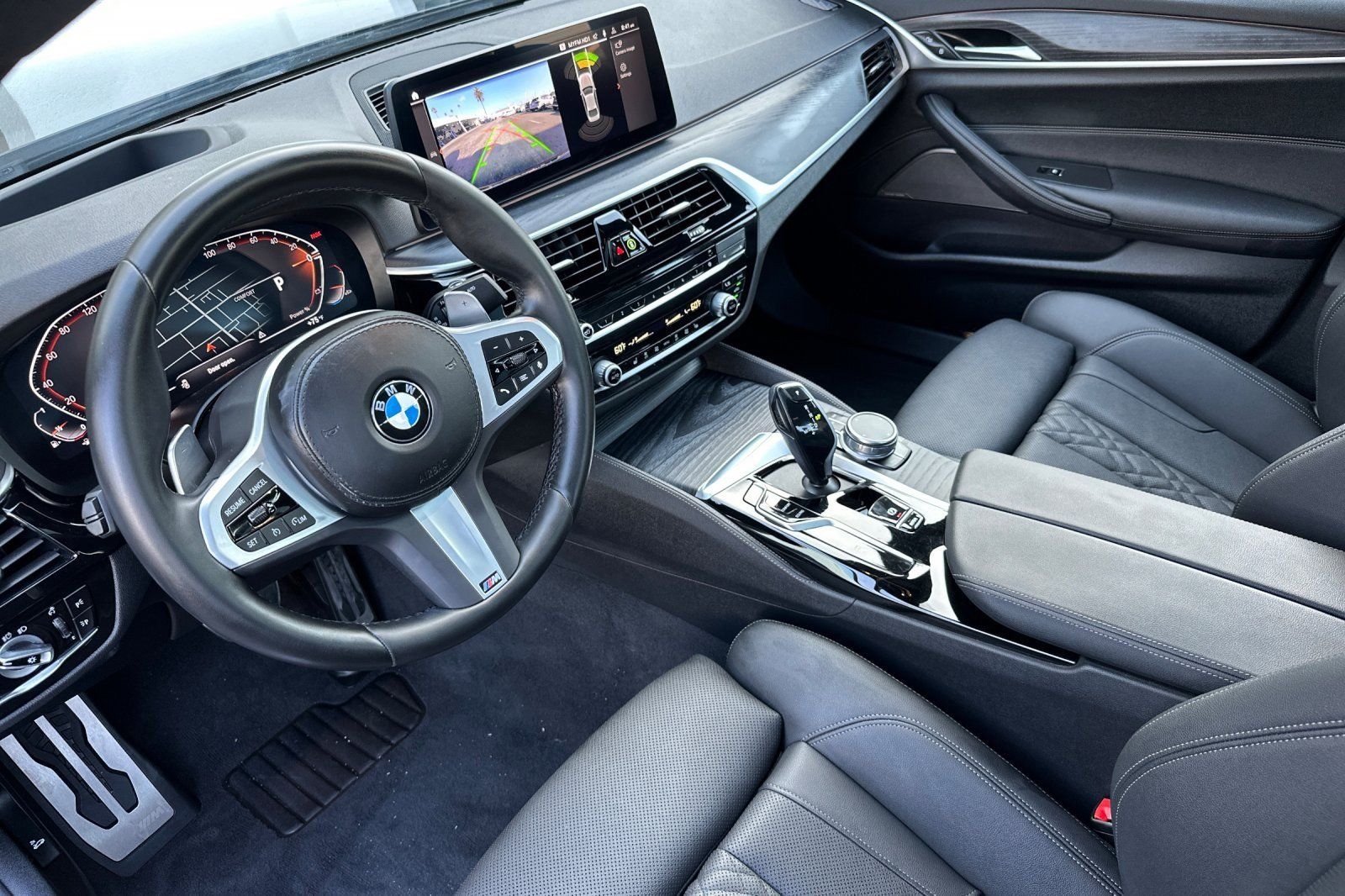 Used 2023 BMW 540i w/ M Sport Package RWD image 9
