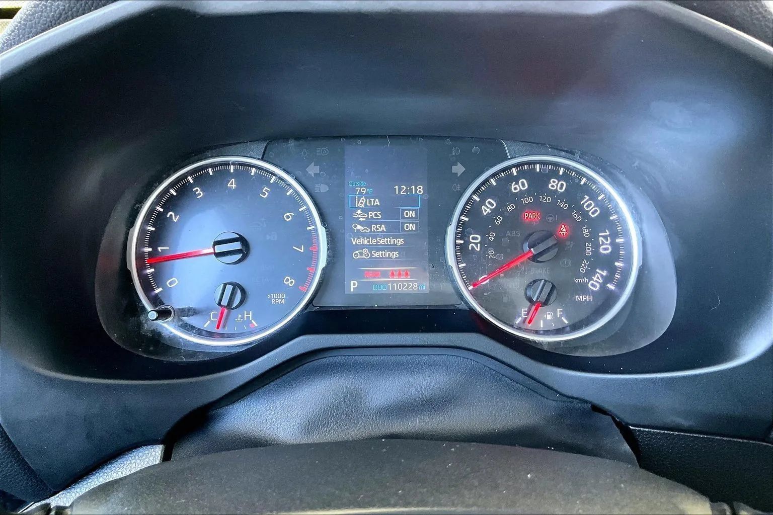 Used 2019 Toyota RAV4 LE FWD image 12