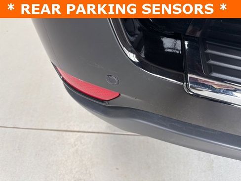 Used 2022 Jeep Grand Cherokee Limited w/ Tech Group image 32