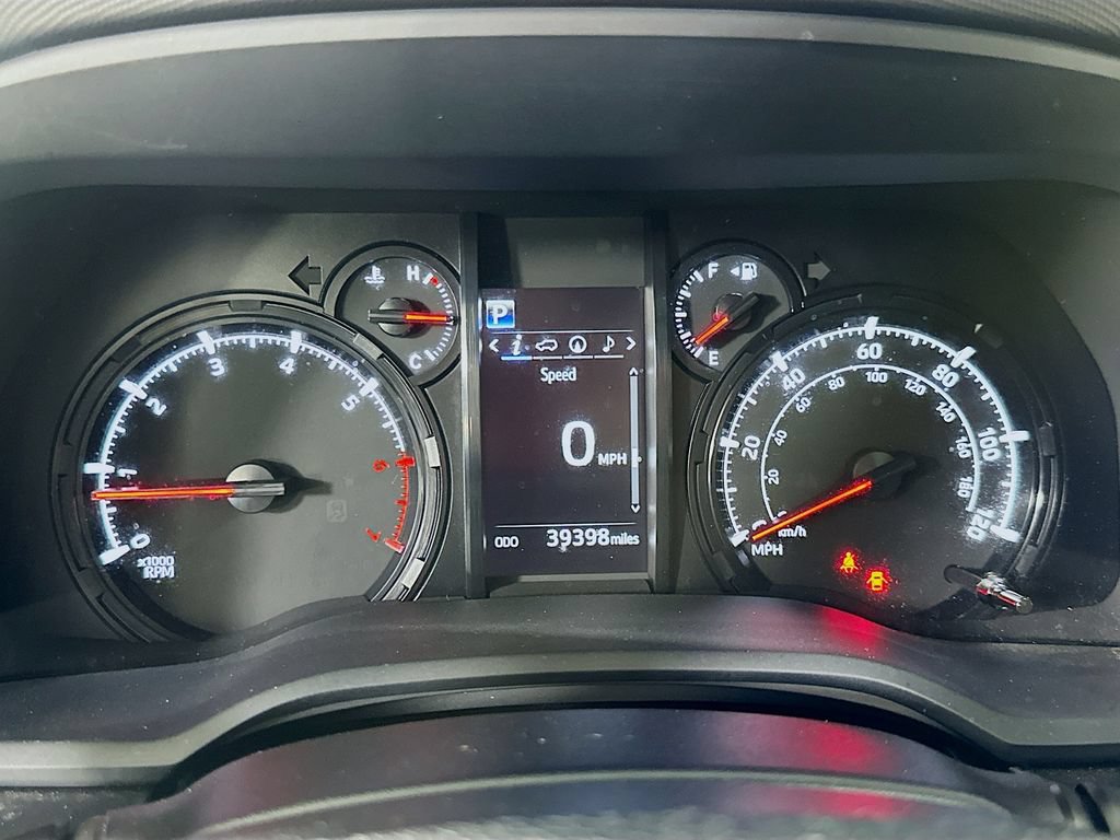 Used 2023 Toyota 4Runner SR5 Premium w/ Moonroof Package AWD/4WD image 26