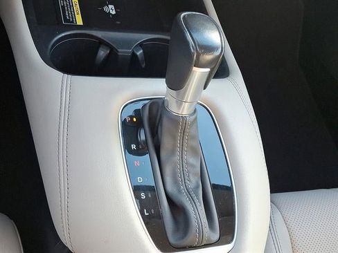 Used 2023 Honda HR-V EX-L image 15