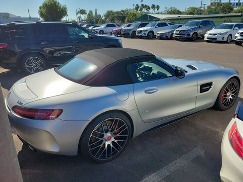 Used 2018 Mercedes-Benz AMG GT C image 3