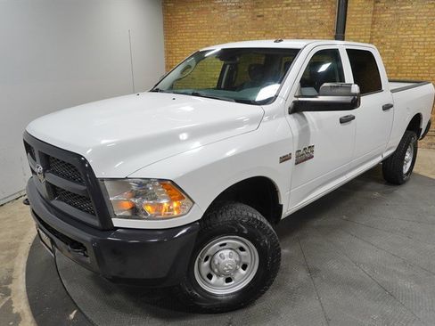 Used 2016 RAM 2500 Tradesman w/ Popular Equipment Group AWD/4WD image 2