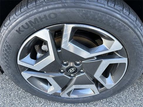 Certified 2024 Hyundai Palisade Limited image 9