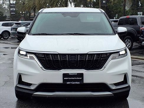 Certified 2024 Kia Carnival LX image 18